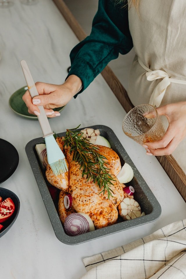 How to Safely Thaw a Turkey: A Quick Guide